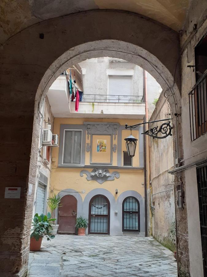 Otto Di Denari Villa Naples Exterior photo